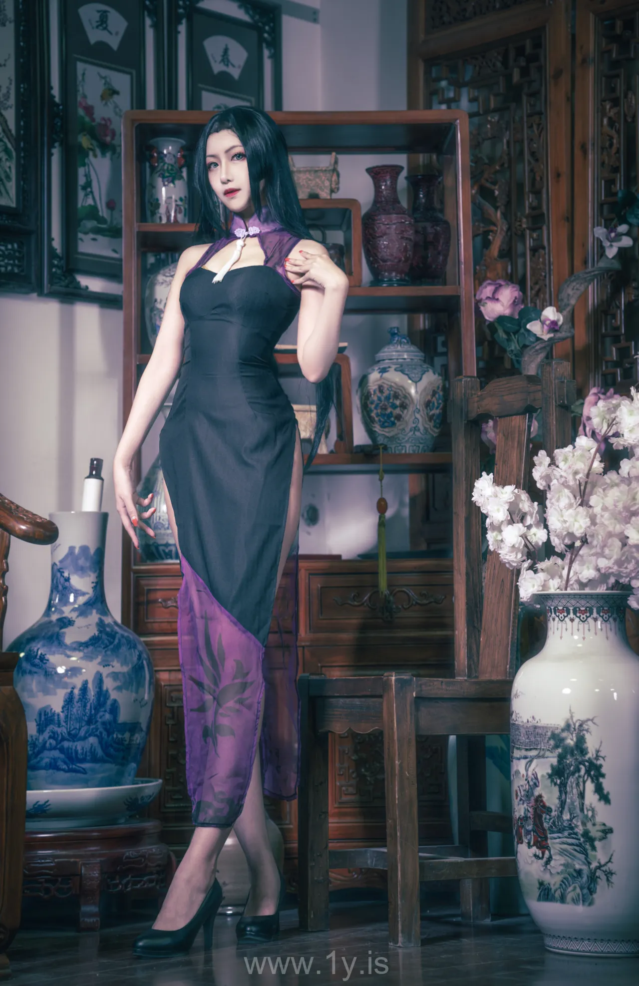 Coser@Shika小鹿鹿 NO.014 Pretty & Well-developed Chinese Hottie 万花旗袍